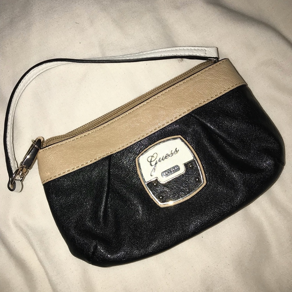 Guess wristlet
